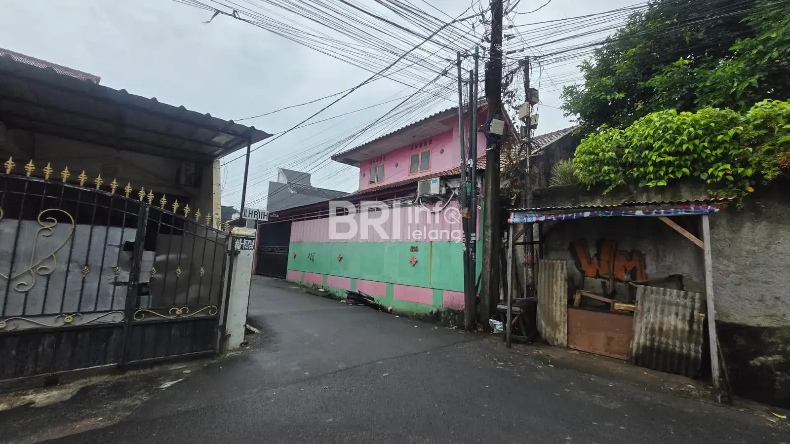 Rumah Jl. Haji Riih Jaksel, LT/LB 197m², Harga Miring!